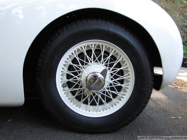 1952-jaguar-xk120-ots-036.jpg