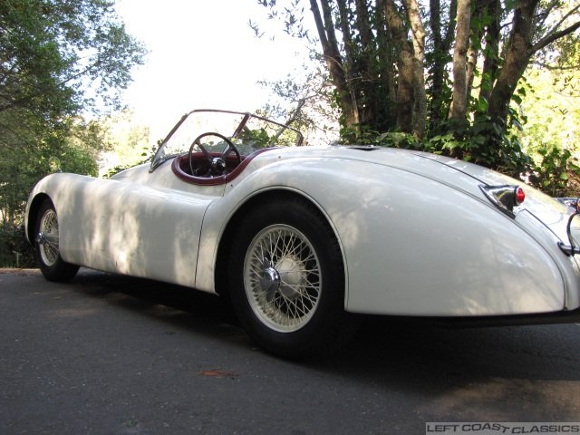 1952-jaguar-xk120-ots-047.jpg