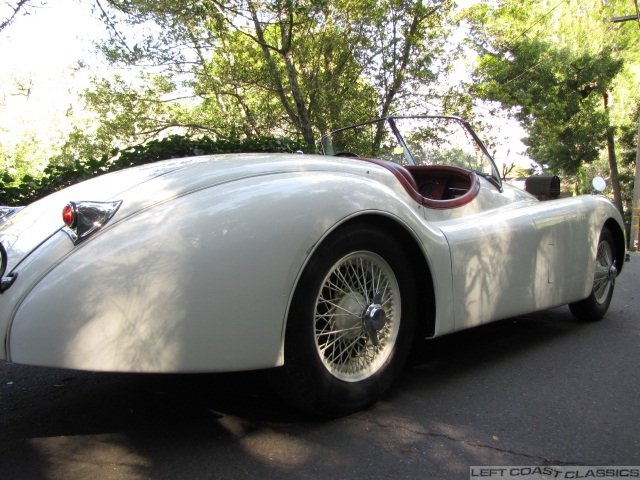 1952-jaguar-xk120-ots-054.jpg