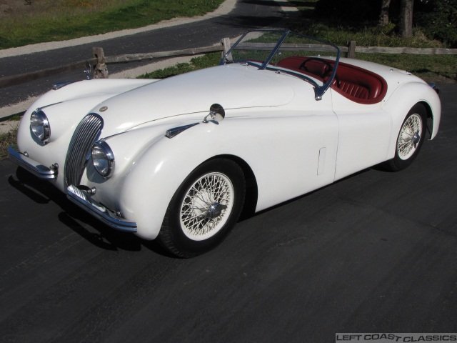 1952-jaguar-xk120-ots-075.jpg