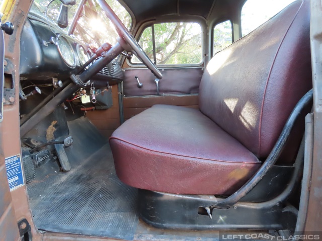 1953-chevrolet-3100-pickup-046.jpg