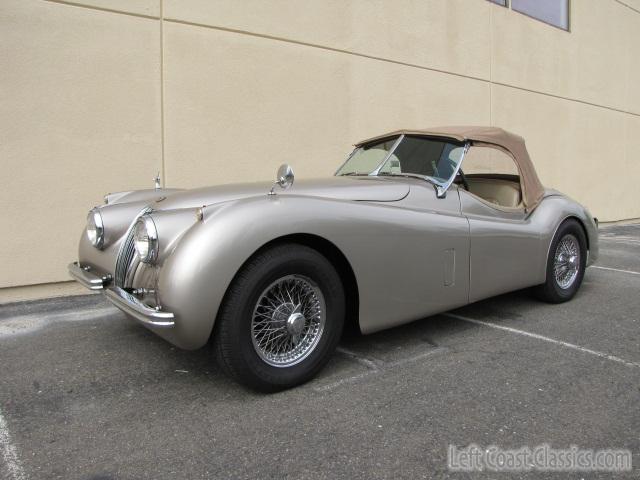 1954-jaguar-xk-120-677.jpg