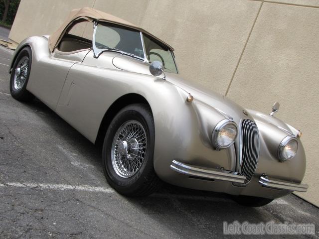 1954-jaguar-xk-120-696.jpg