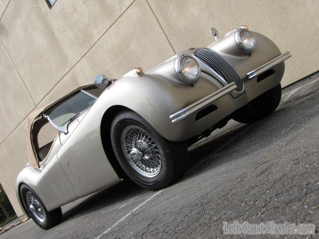 1954-jaguar-xk-120-697.jpg