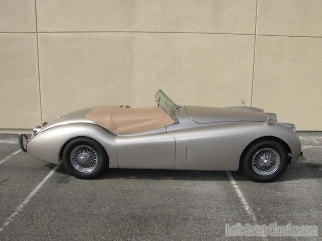 1954-jaguar-xk-120-715.jpg