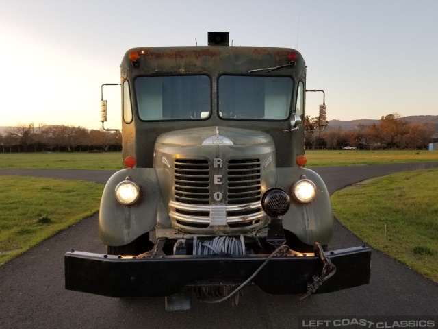 1954-reo-f22-civil-defense-truck-001.jpg