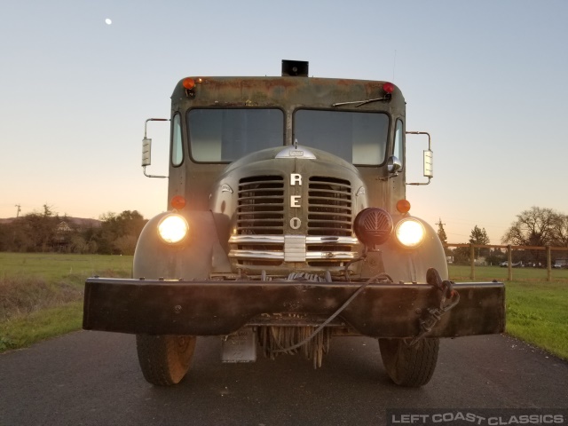 1954-reo-f22-civil-defense-truck-002.jpg