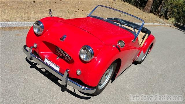 1954-triumph-tr2-roadster-012.jpg