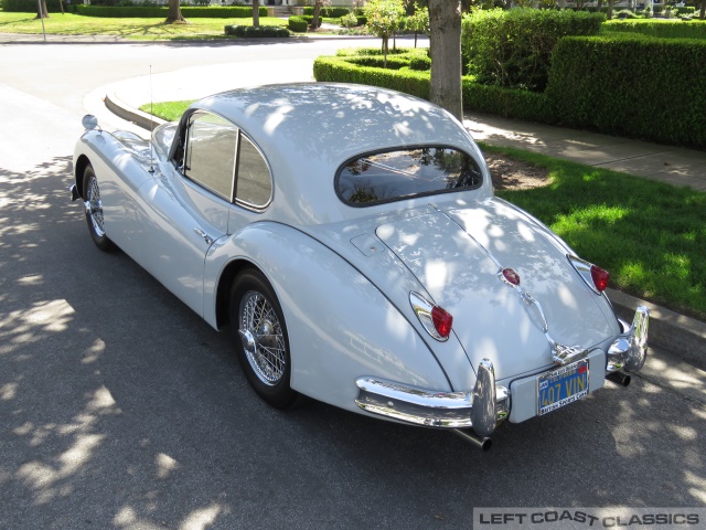 1955-jaguar-xk140-028.jpg