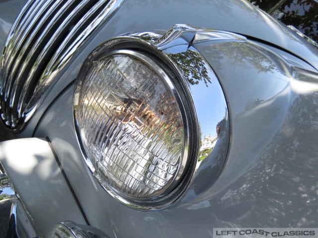 1955-jaguar-xk140-058.jpg