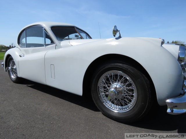 1955-jaguar-xk140-076.jpg