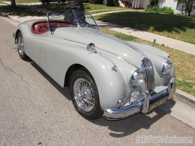 1956-jaguar-xk140-se-766.jpg