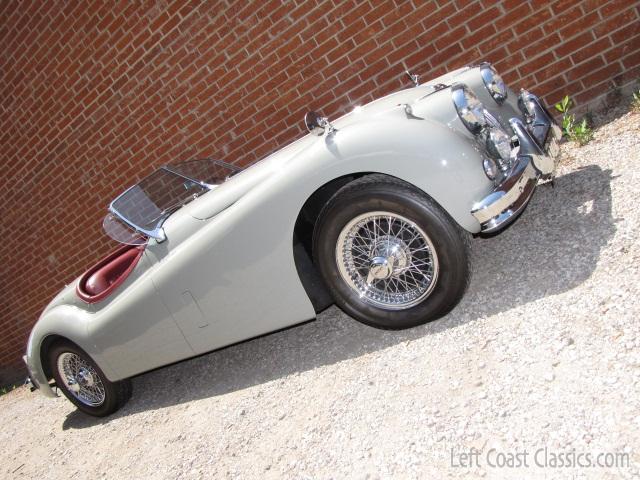 1956-jaguar-xk140-se-775.jpg