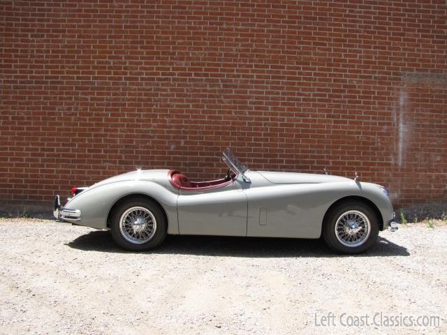 1956-jaguar-xk140-se-778.jpg