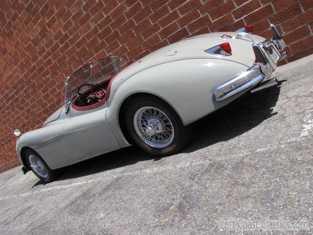 1956-jaguar-xk140-se-820.jpg