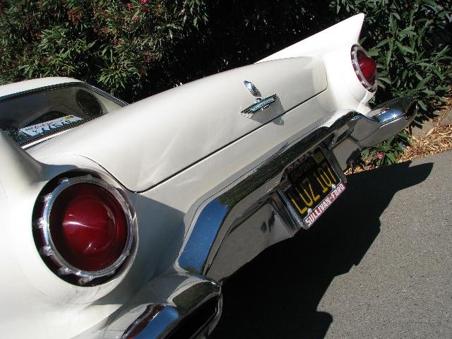 1957-t-bird-9463.jpg