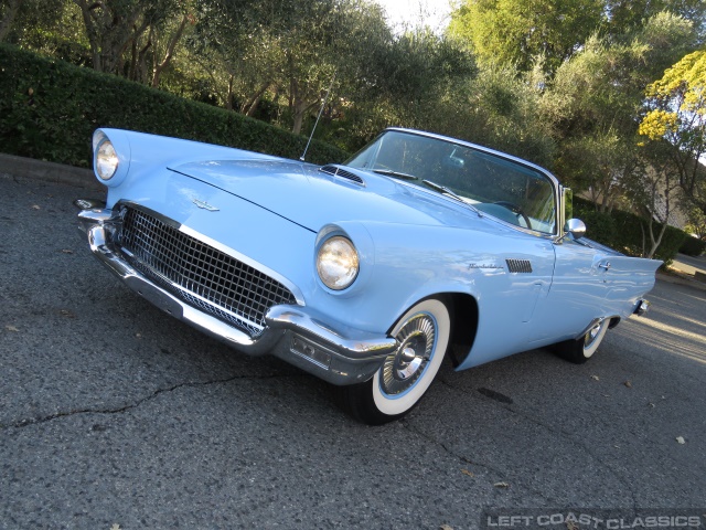 1957-ford-thunderbird-blue-006.jpg