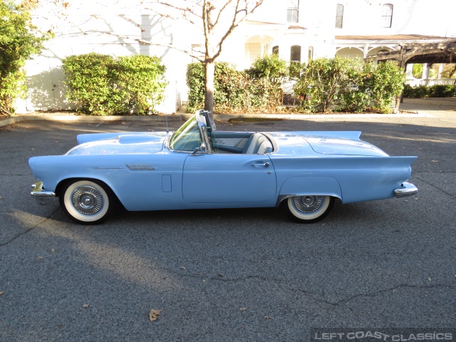 1957-ford-thunderbird-blue-010.jpg