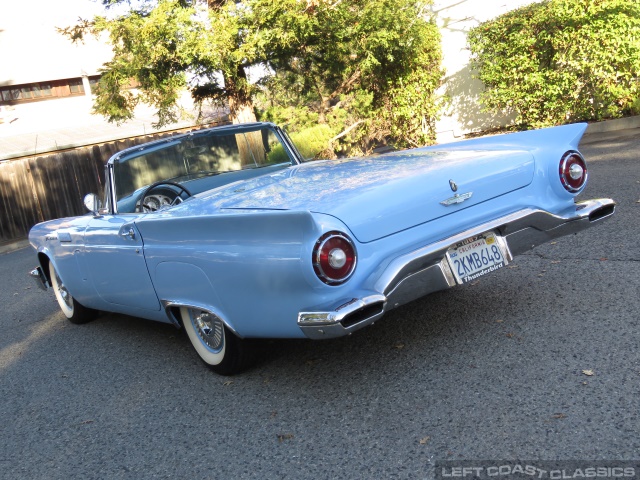 1957-ford-thunderbird-blue-016.jpg