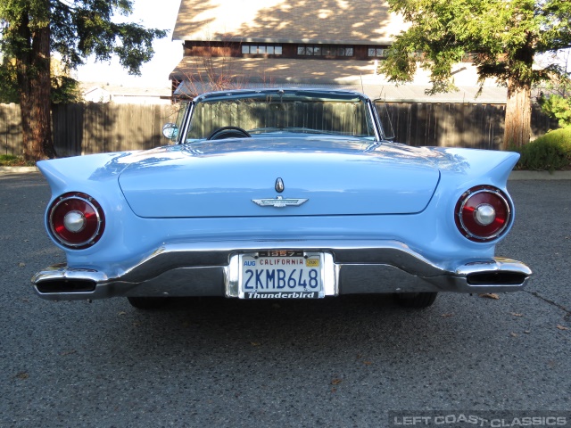 1957-ford-thunderbird-blue-021.jpg