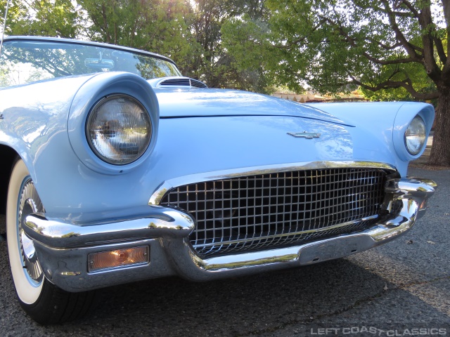 1957-ford-thunderbird-blue-039.jpg