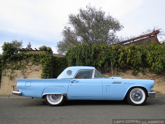 1957-ford-thunderbird-blue-173.jpg