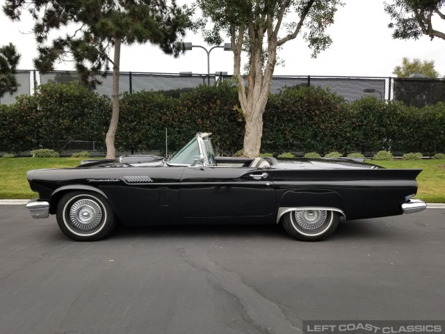 1957-ford-thunderbird-006.jpg