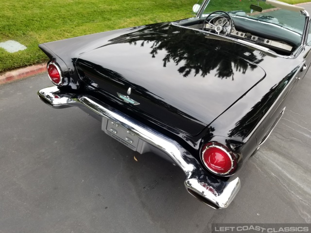 1957-ford-thunderbird-085.jpg