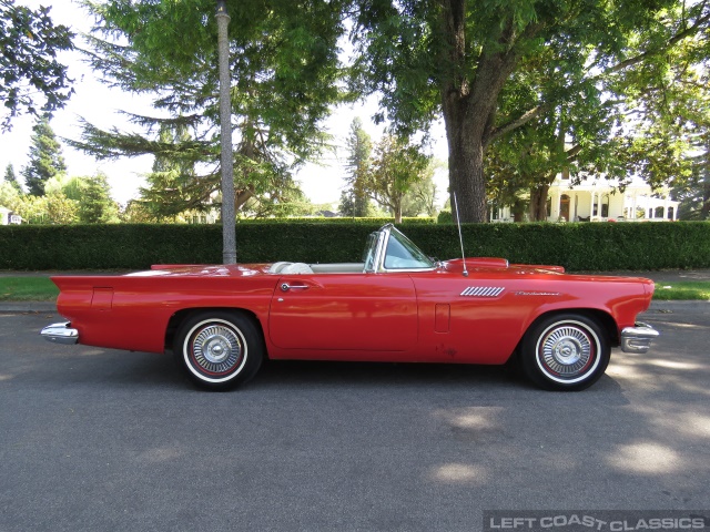 1957-ford-thunderbird-red-031.jpg