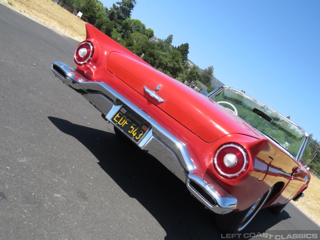 1957-ford-thunderbird-red-054.jpg