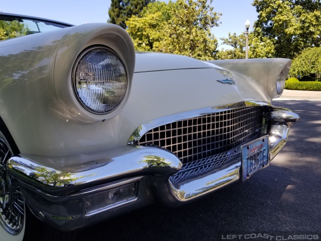 1957-ford-thunderbird-044.jpg