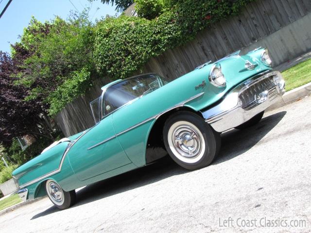 1957-oldsmobile-super88-154.jpg