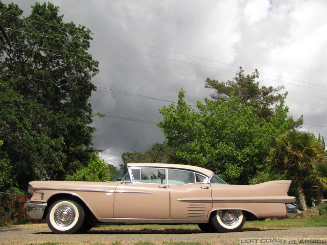 1958-cadillac-deville-hardtop-009.jpg