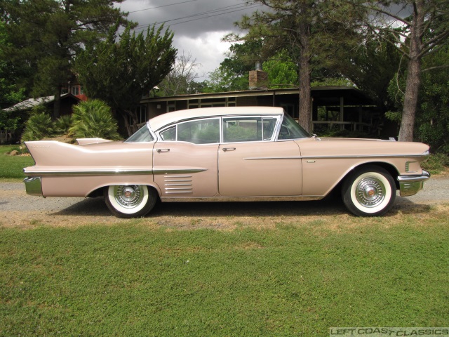 1958-cadillac-deville-hardtop-018.jpg