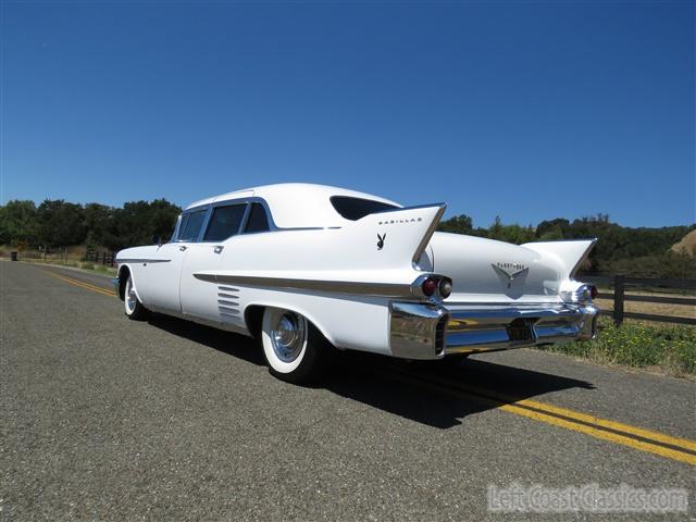 1958-cadillac-series-75-fleetwood-010.jpg