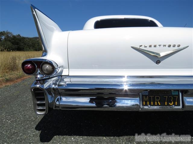 1958-cadillac-series-75-fleetwood-129.jpg