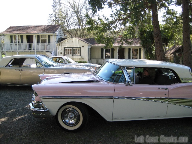 1958-ford-fairlane-skyliner-440.jpg