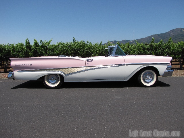 1958-ford-fairlane-skyliner-830.jpg