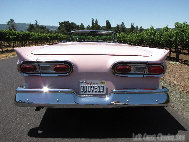 1958-ford-fairlane-skyliner-870.jpg