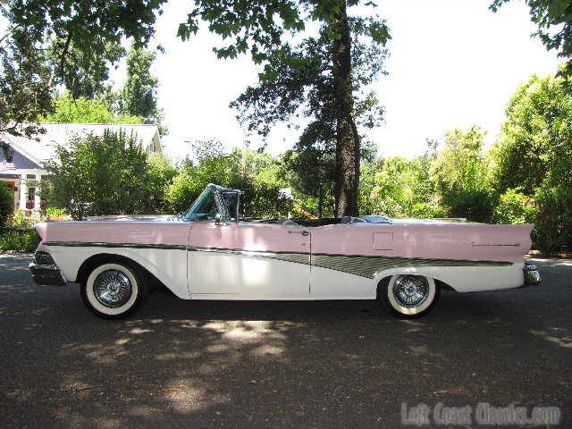 1958-ford-fairlane-skyliner-890.jpg