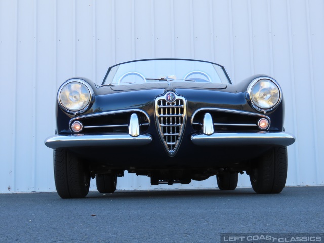 1959-alfa-romeo-giulietta-spider-007.jpg