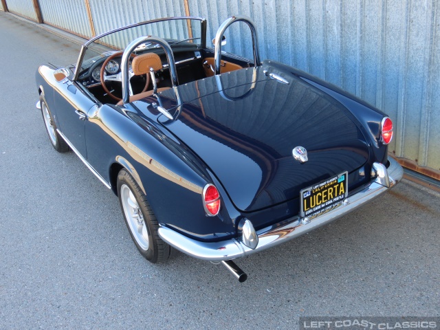 1959-alfa-romeo-giulietta-spider-221.jpg