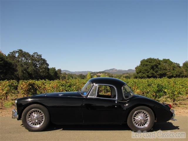 1959-mga-coupe-006.jpg