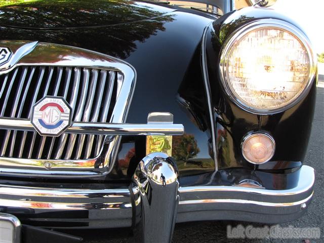 1959-mga-coupe-064.jpg