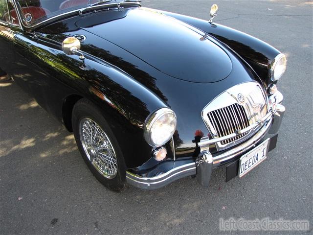 1959-mga-coupe-093.jpg