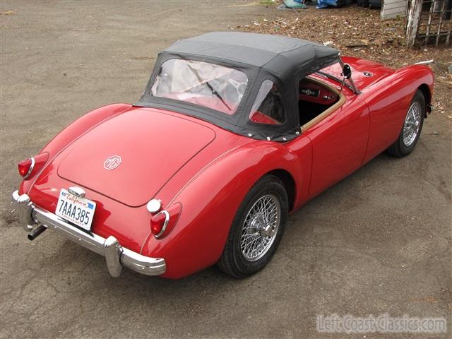 1959-mga-roadster-026.jpg