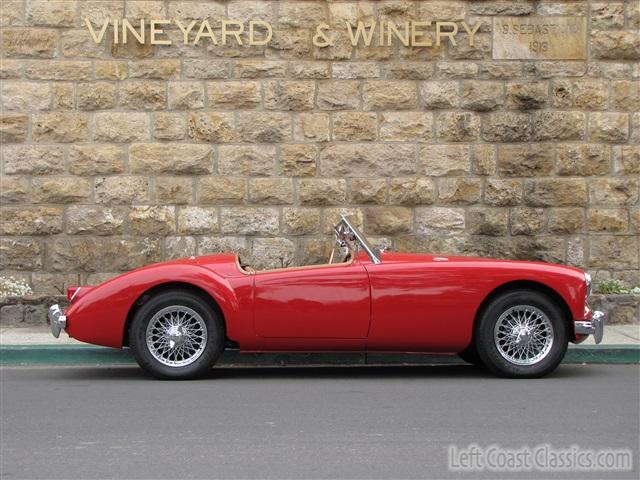 1959-mga-roadster-030.jpg