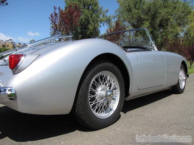 1959-mga-roadster-086.jpg