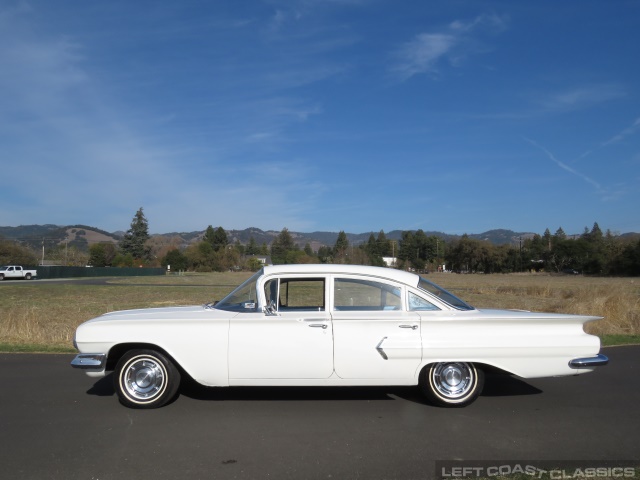 1960-chevrolet-biscayne-013.jpg