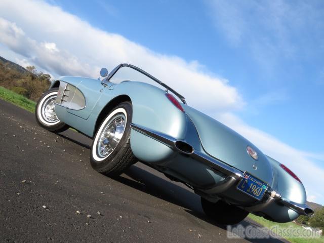 1960-chevrolet-corvette-c1-018.jpg